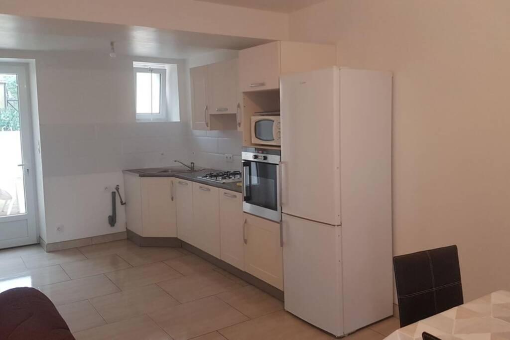 Maison de bourg avec extérieur. Grez-en-Bouere Extérieur photo